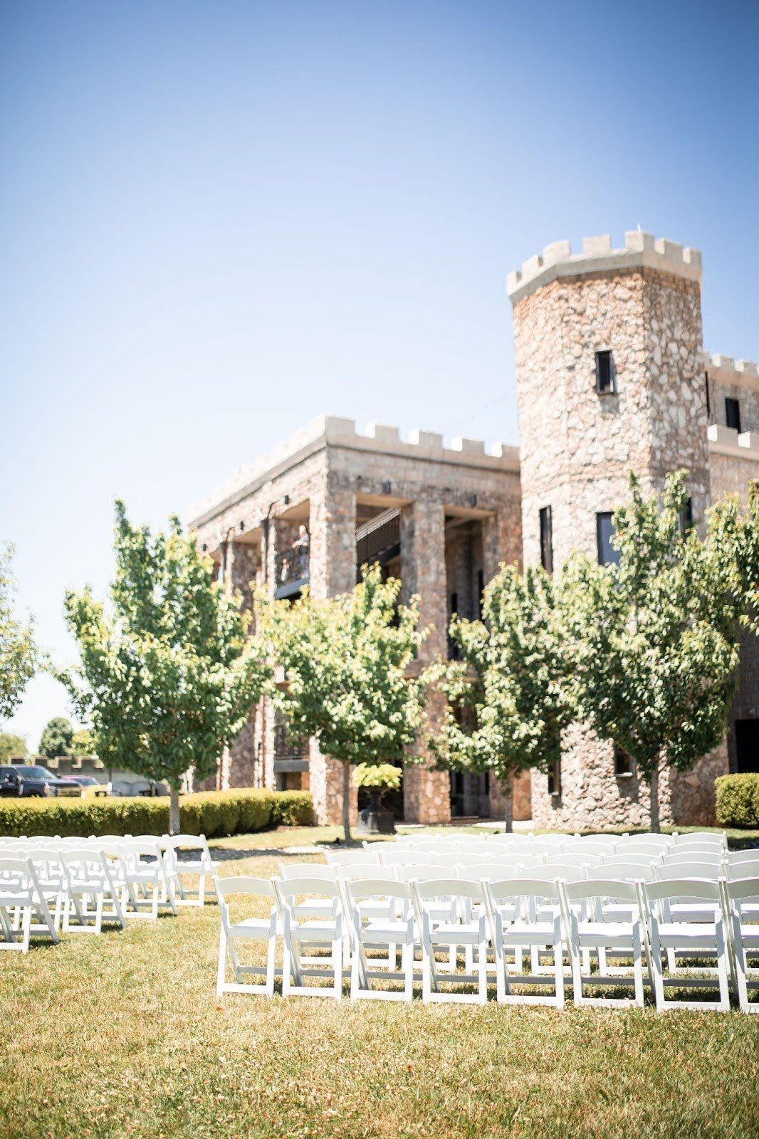 A Guide to Planning Your Wedding at The Kentucky Castle: 7 Things You ...