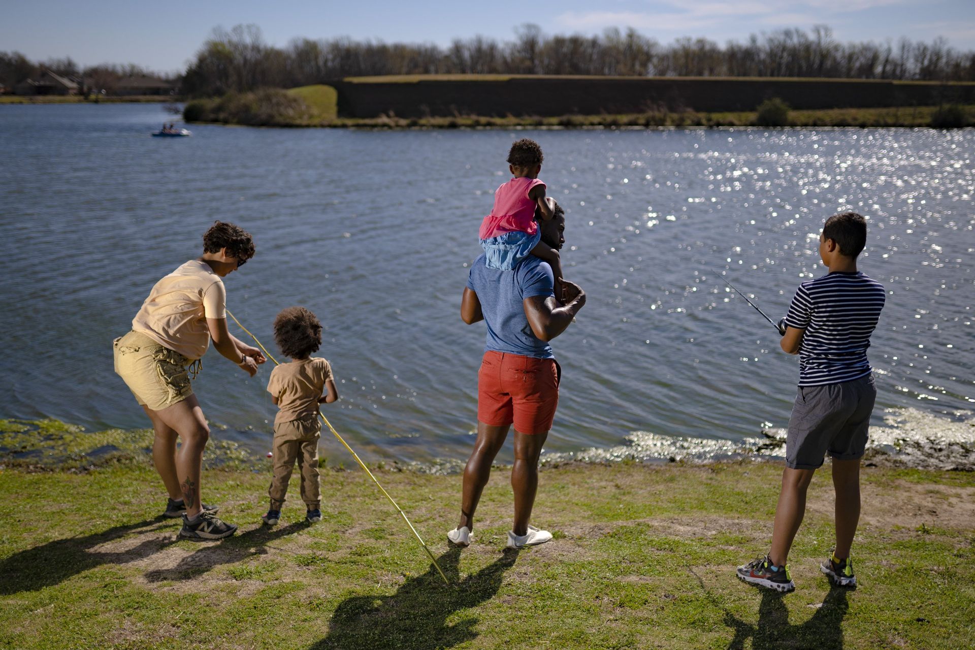 Ozark Nature Co-Op’s Fishing and Friends event at Lake Bentonville (NWA Democrat-Gazette/Charlie Kaijo)