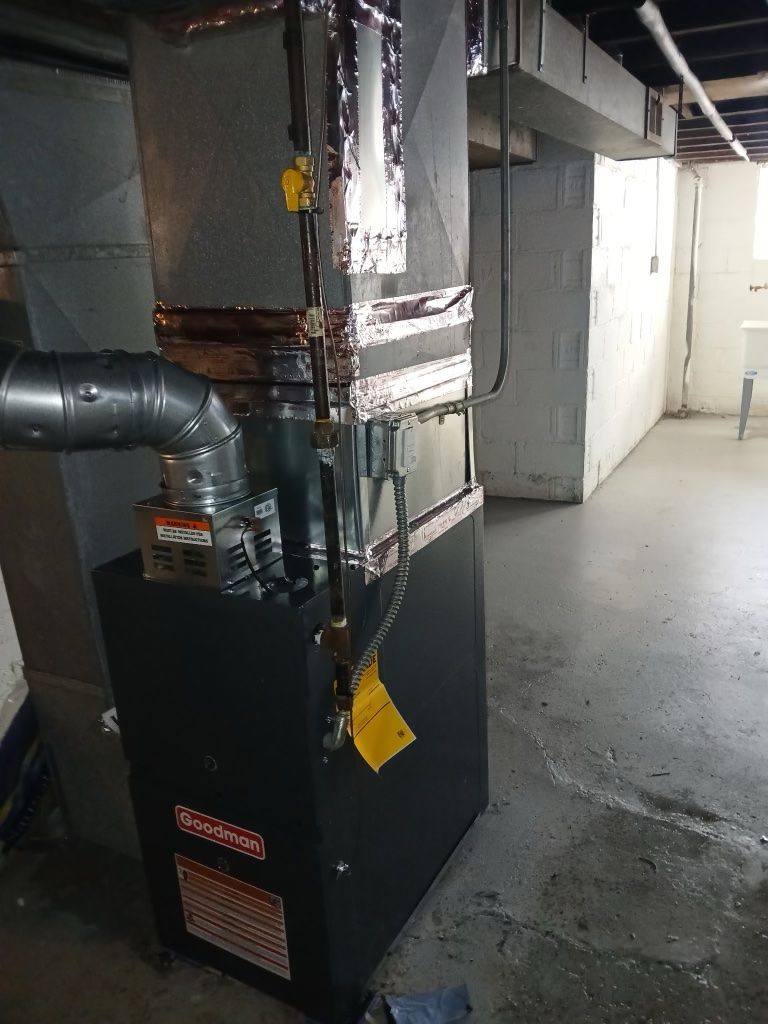 Lakefront residential neighborhood in St. Clair Shores served for furnace repair