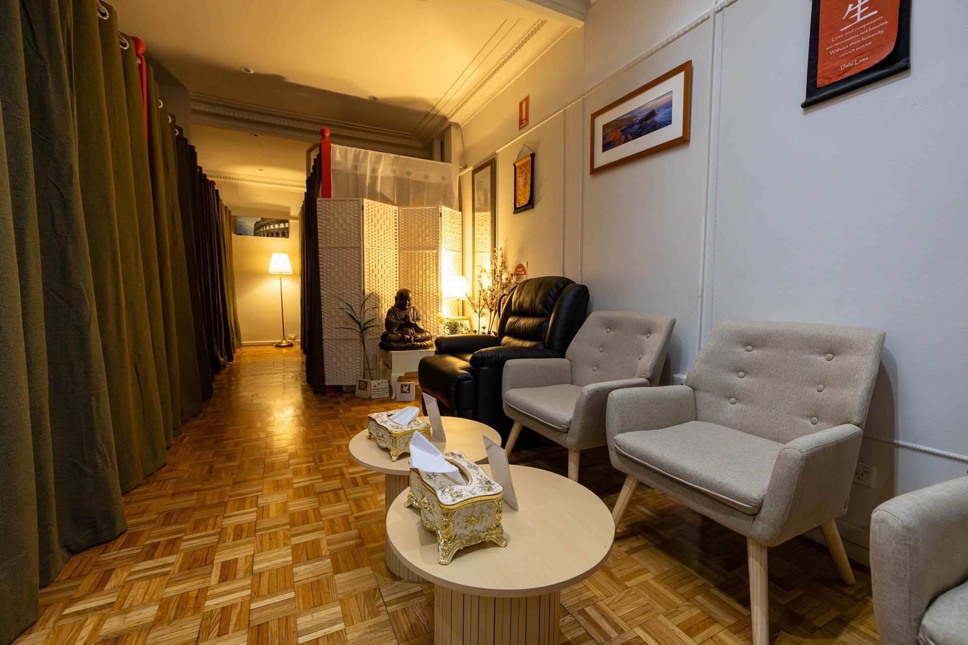 Waiting area at Nim Thai Therapeutic Massage Surry Hills, Taylor Square, Oxford Street Darlinghurst