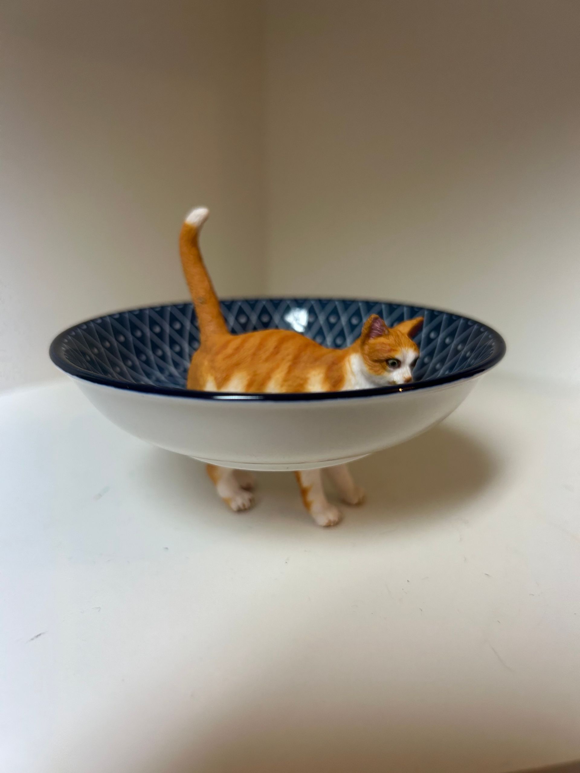 Poes red/white – blue bowl 19 cm