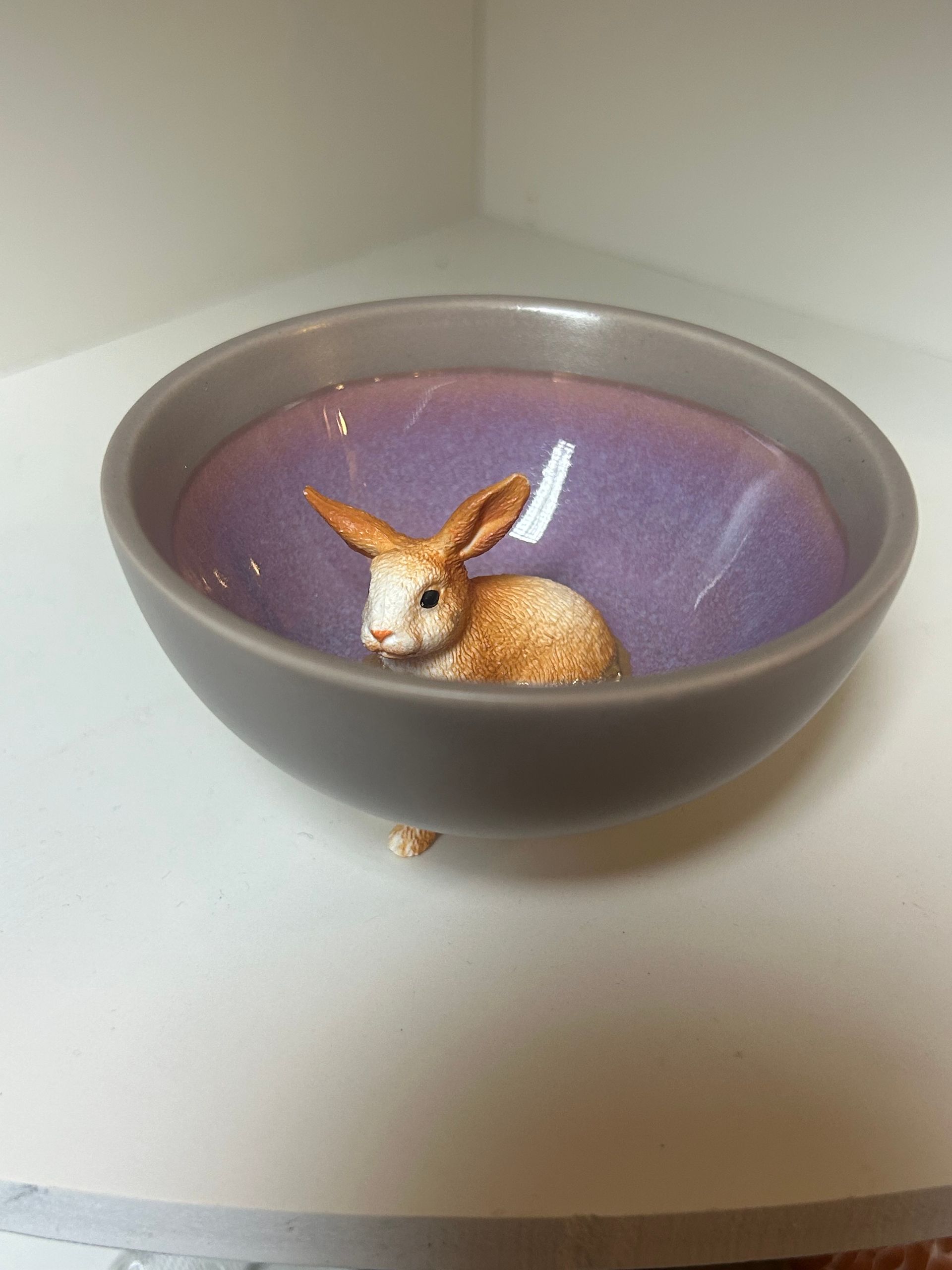 Rabbit - Grey/purple deep dish, 9 cm diameter