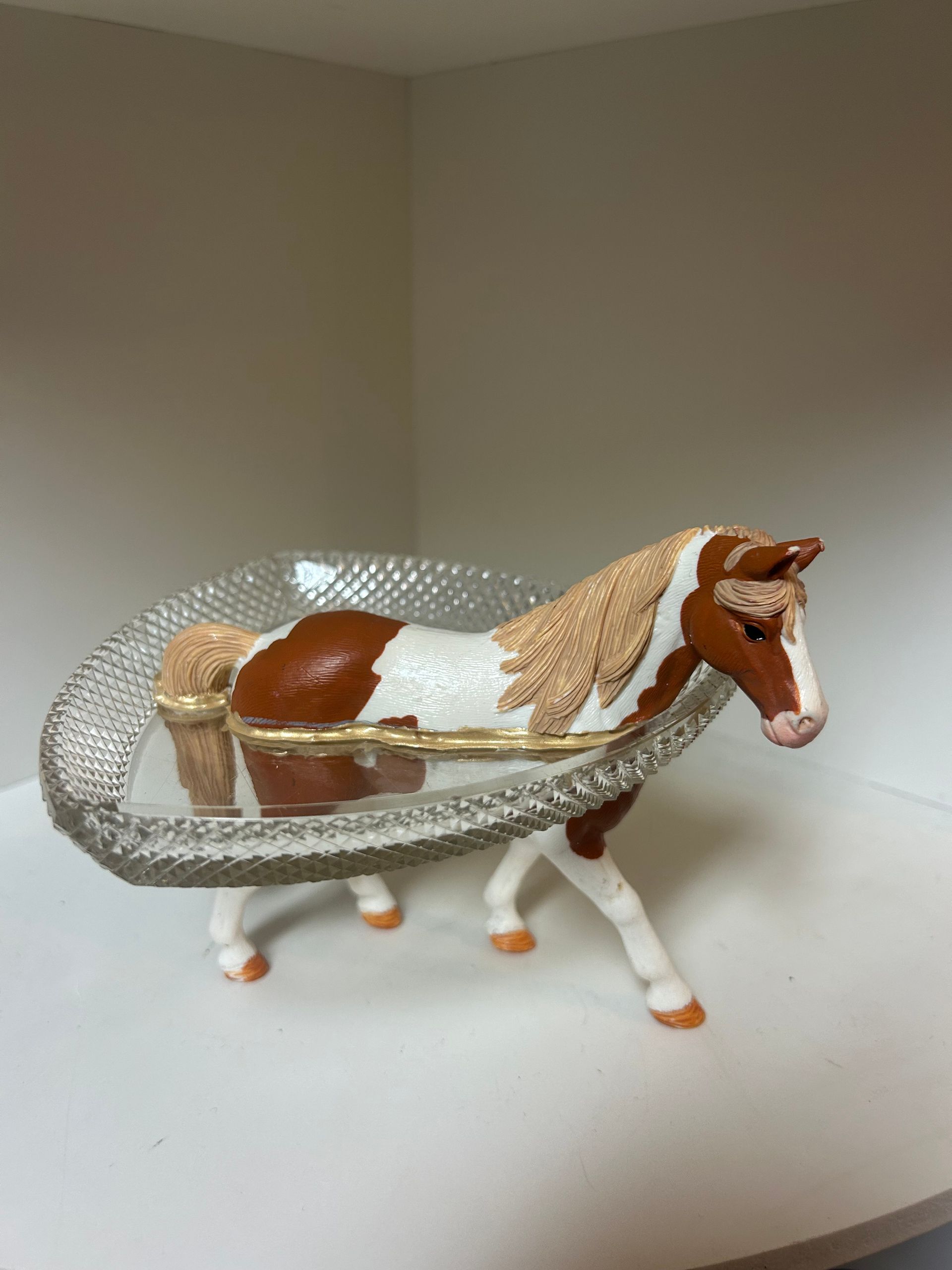 White brown horse - triangular glass dish 12x12 cm