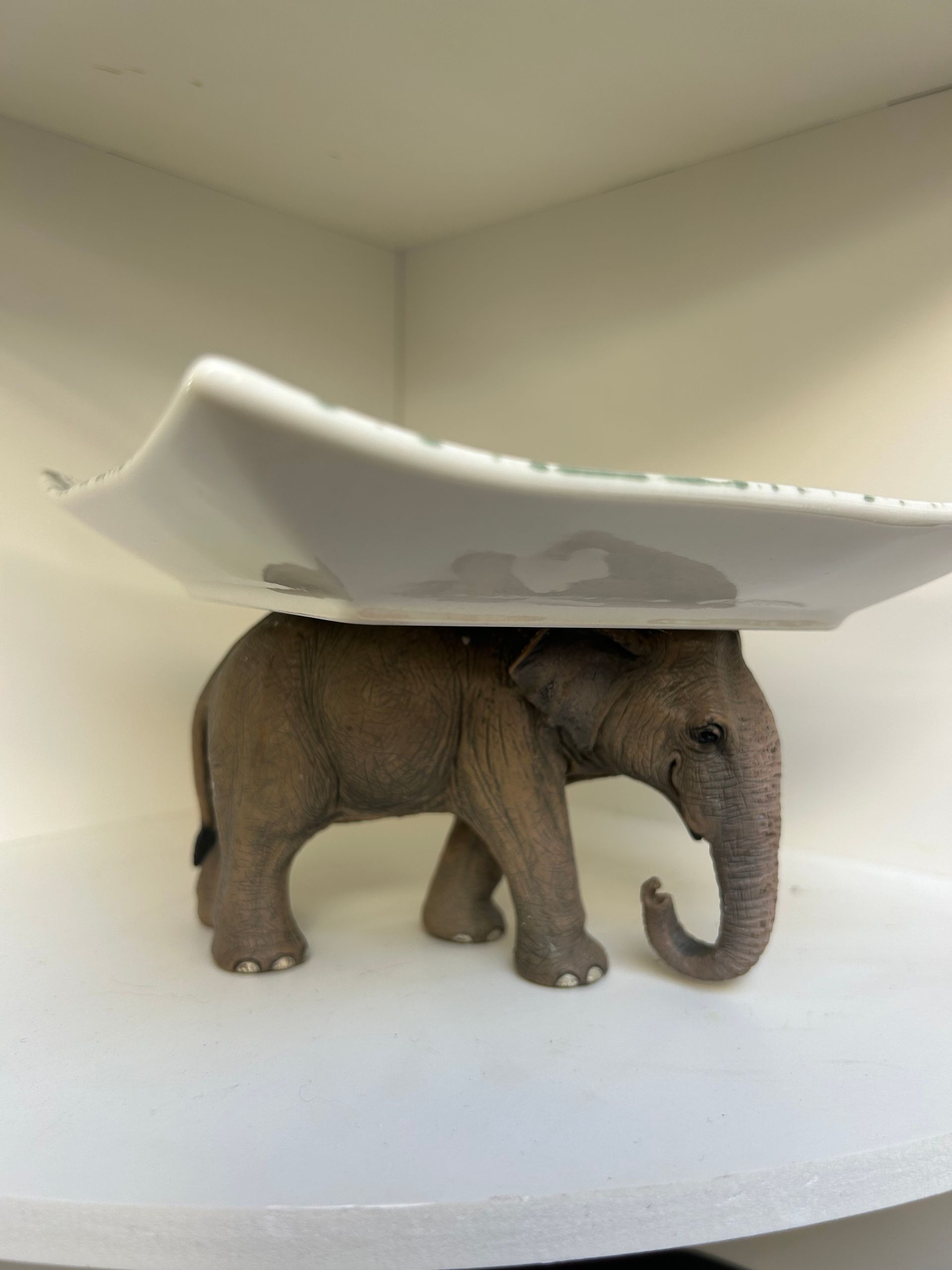 olifant orejas pequeñas - cuenco cuadrado verde claro con motivo de flores blancas de 16 x 16 cm