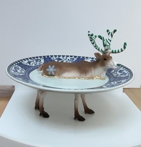 Rendier groen wit kerstgewei - antiek blauw/wit schaaltje (17 cm doorsnee)