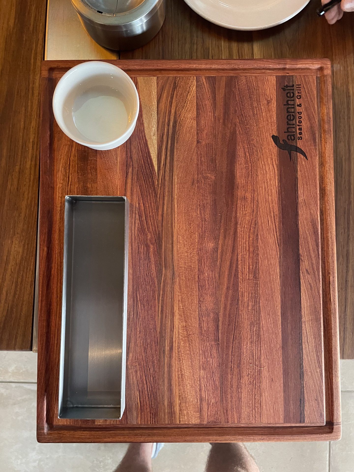 custom-serving-boards-fahrenheit-restaurant-01