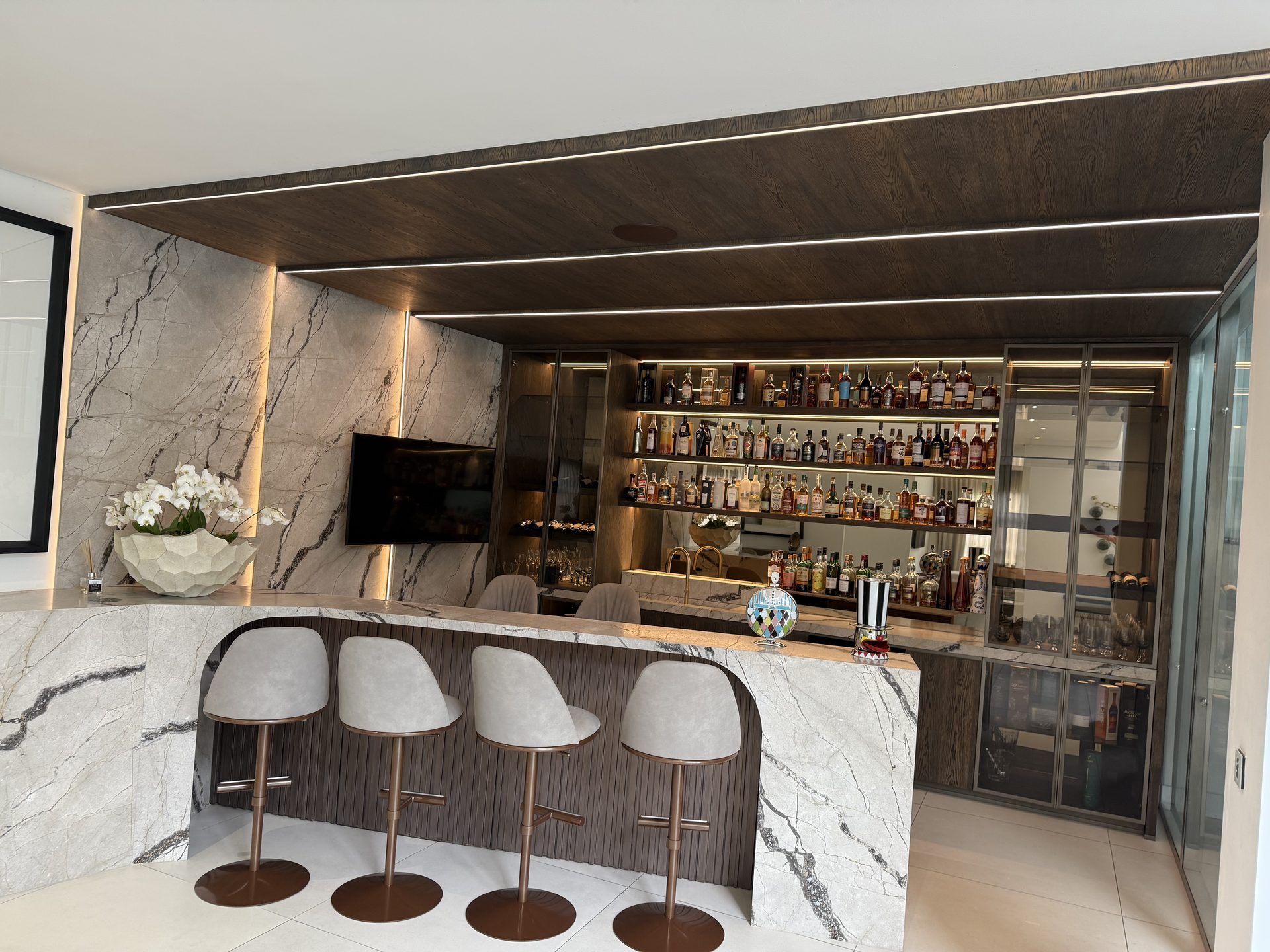 custom-bar-illovo-johannesburg-01