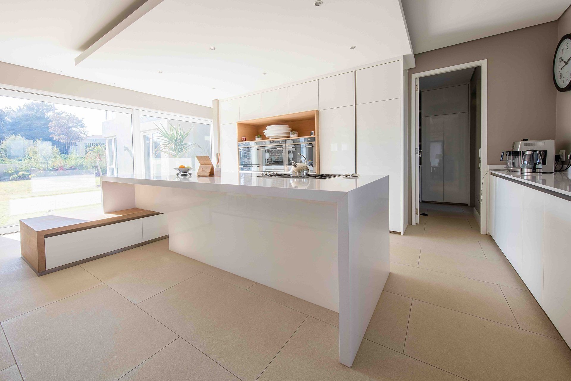 custom-kitchen-saddlebrooke-johannesburg-01