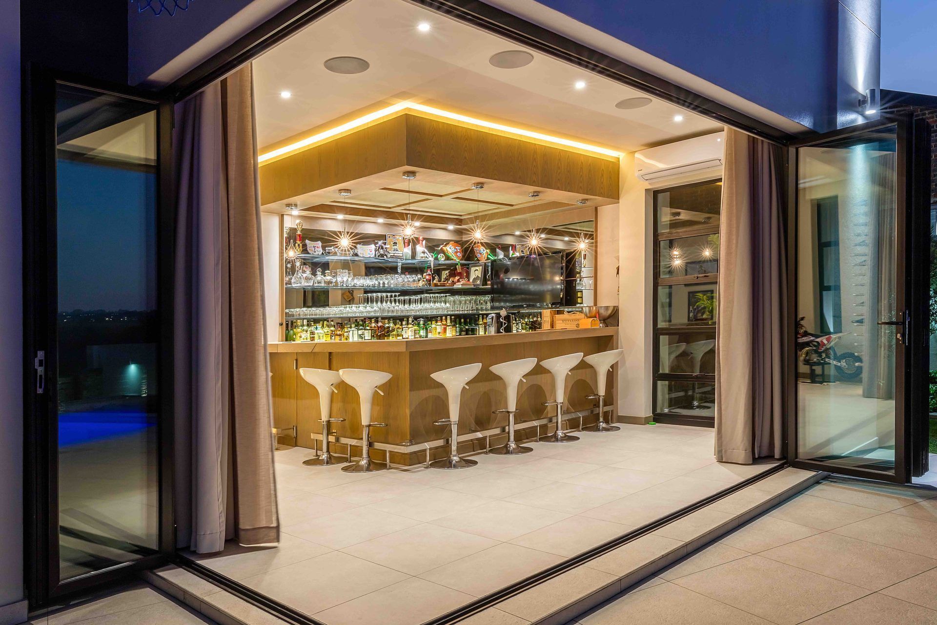 home-interiors-helderfontein-johannesburg-01