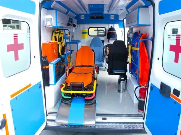ambulanza vista laterale