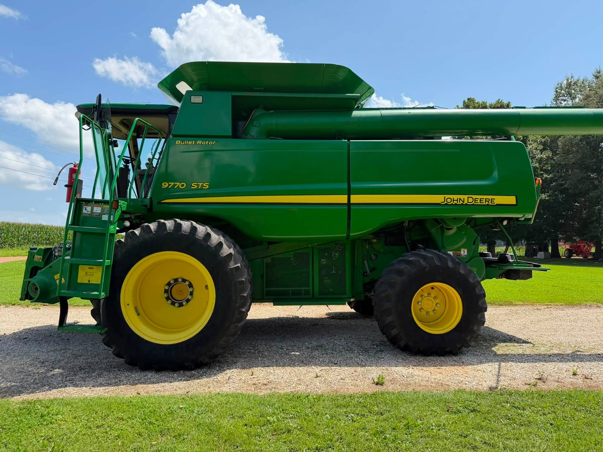 John Deere 9770 Combine
