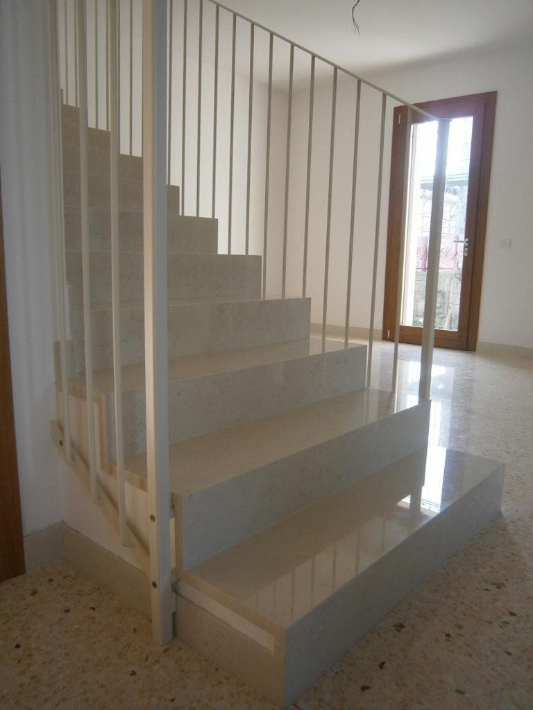 scale in marmo
