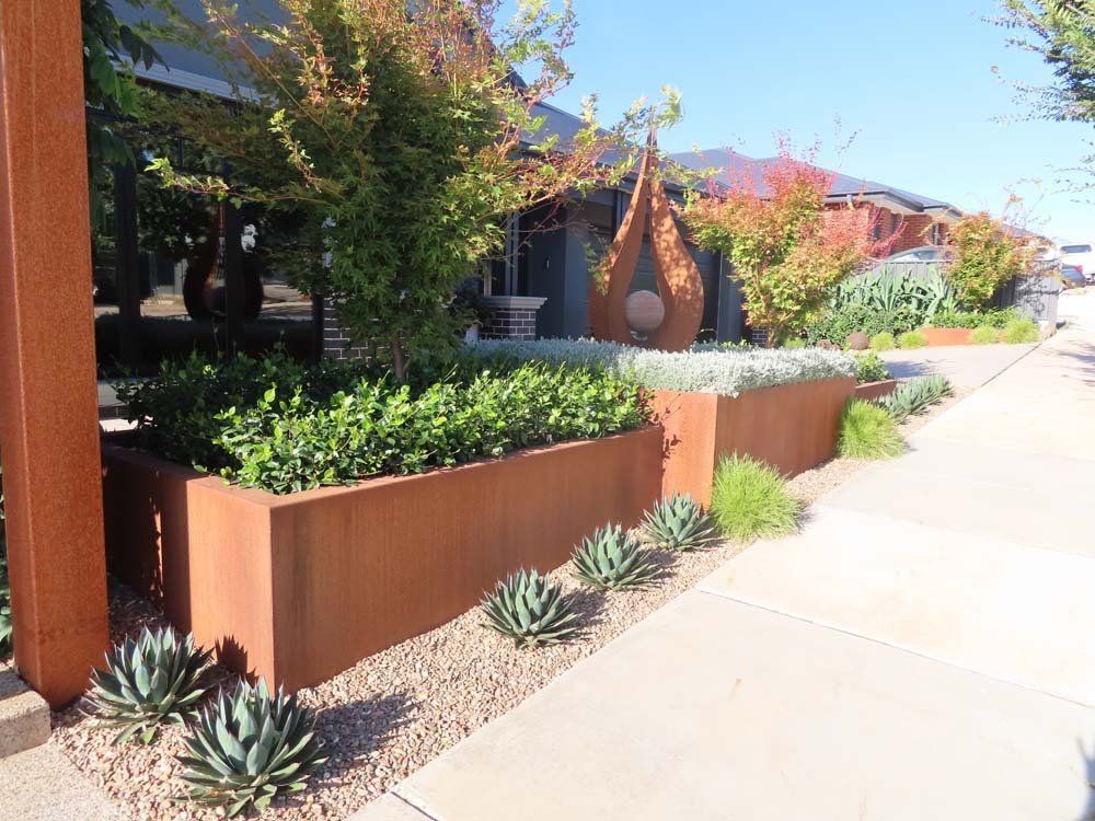 Landscaping — Bendigo, VIC — Ian Kelly Landscape Contractor