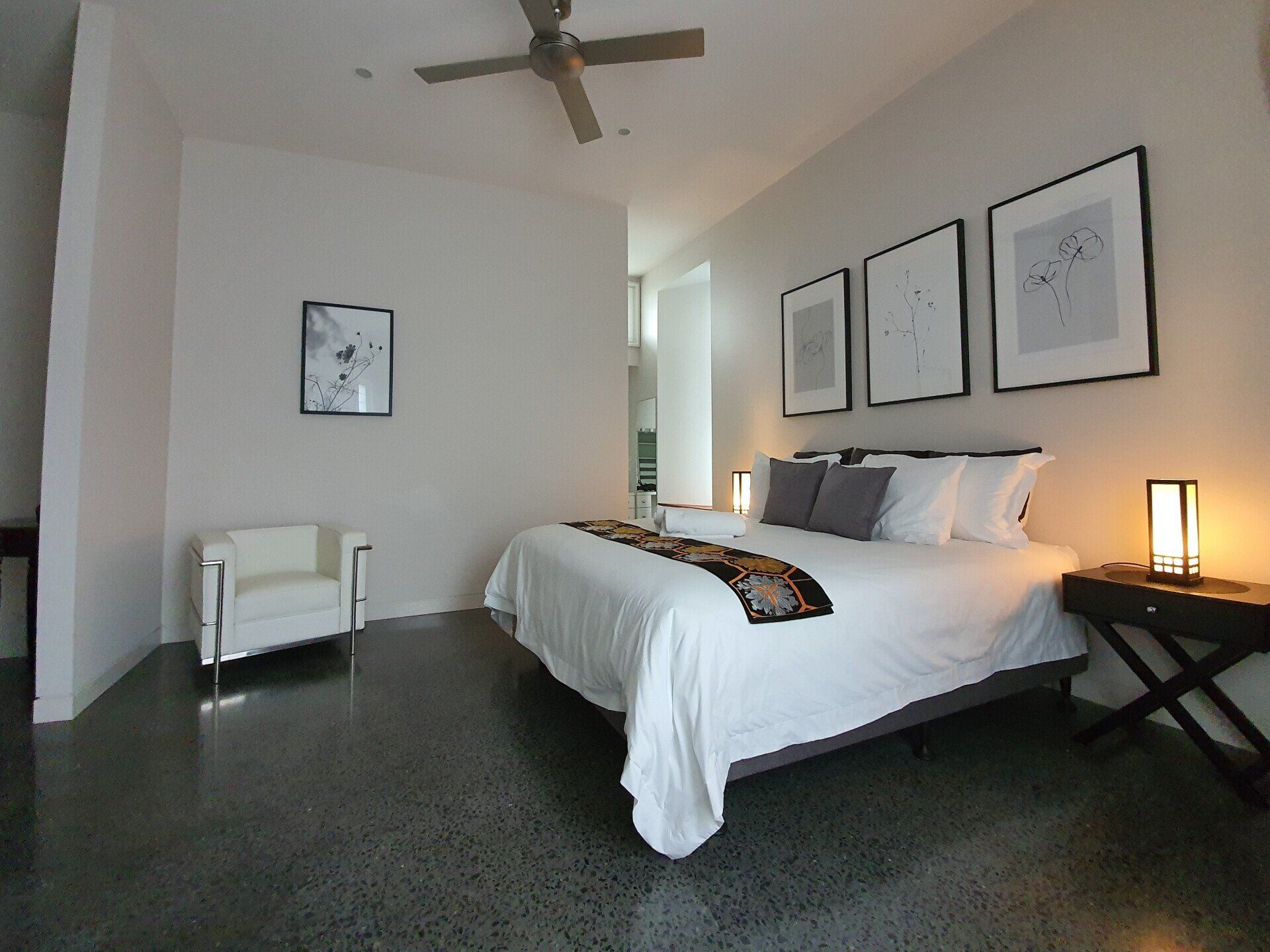 The Black Pearl Holiday Home Thirroul