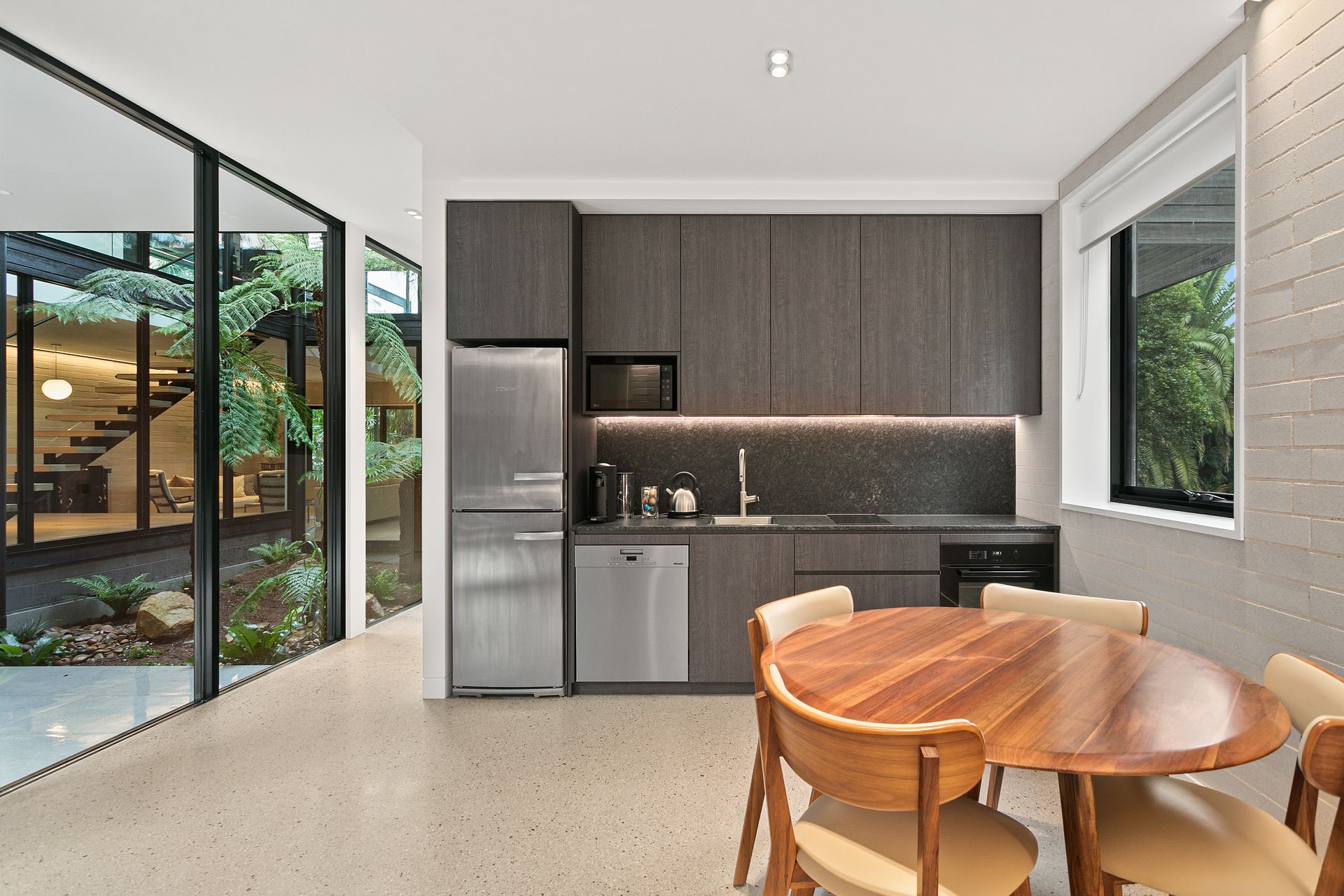 Modern Kitchen — Thirroul Beach Accommodation In Woonona, NSW Modern Kitchen — Thirroul Beach Accommodation In Woonona, NSW