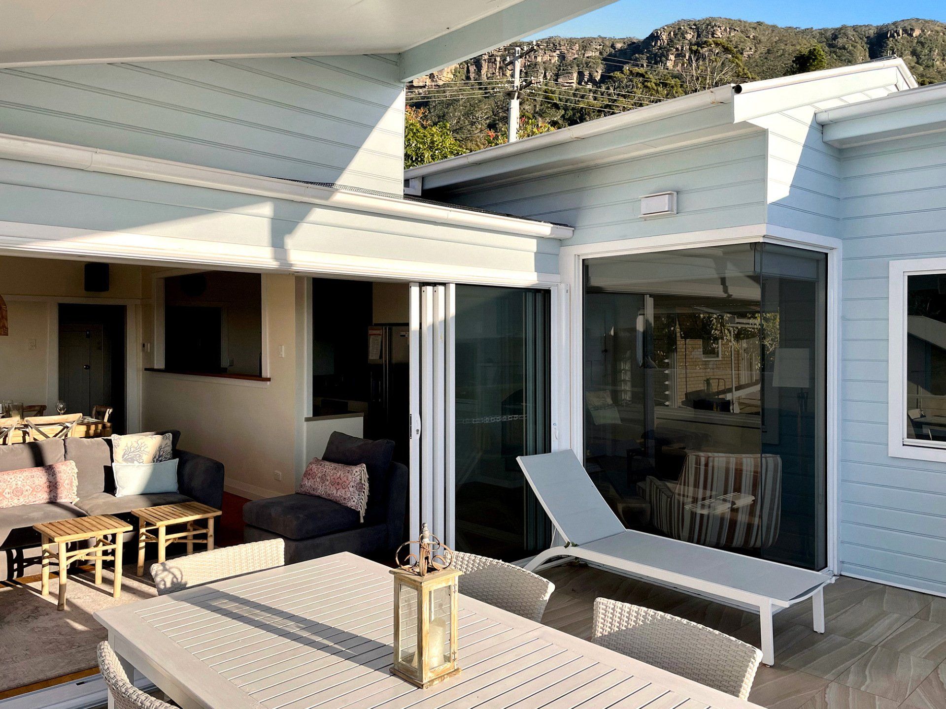 Clean Living Room — Thirroul Beach Accommodation In Woonona, NSW Clean Living Room — Thirroul Beach Accommodation In Woonona, NSW