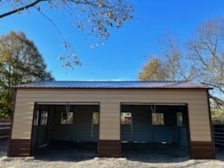 metal building 23