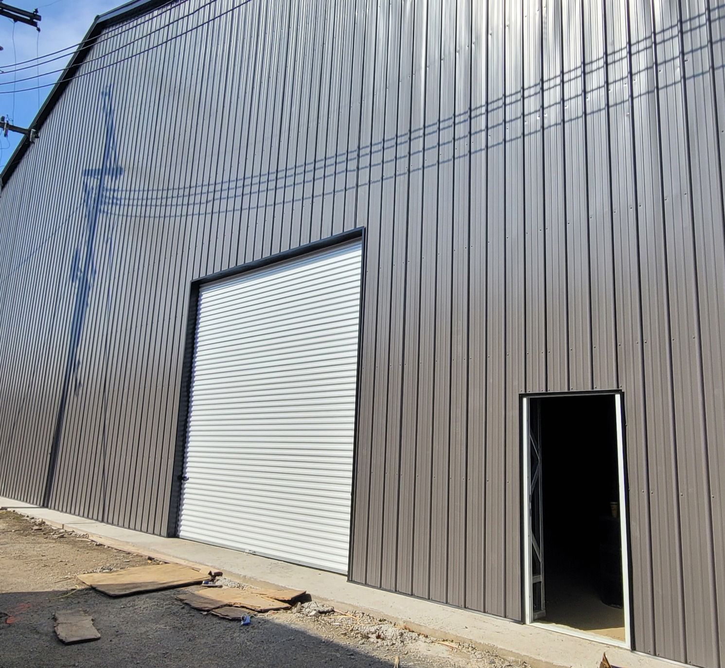 metal building 11