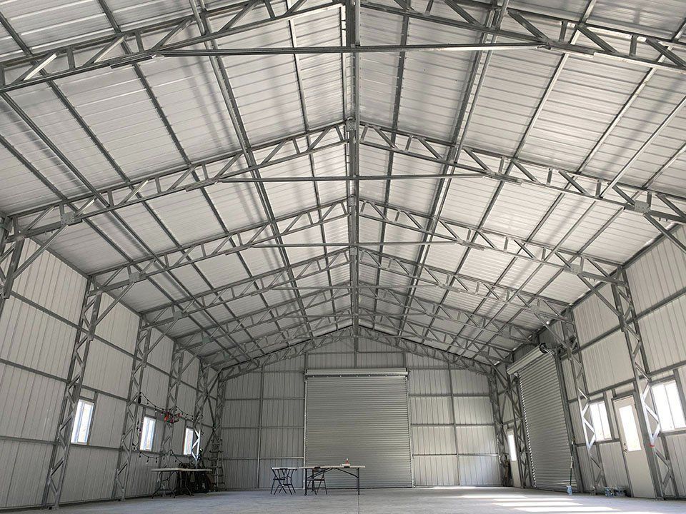 metal building 14