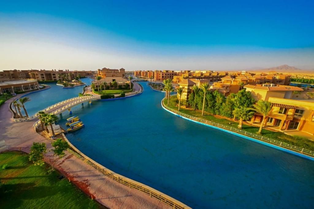 Parrotel Lagoon Waterpark