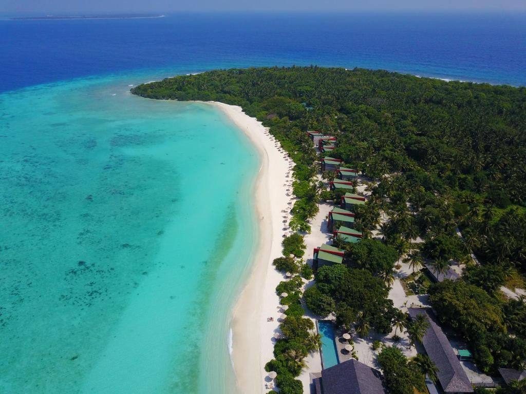 Barefoot Eco Hotel