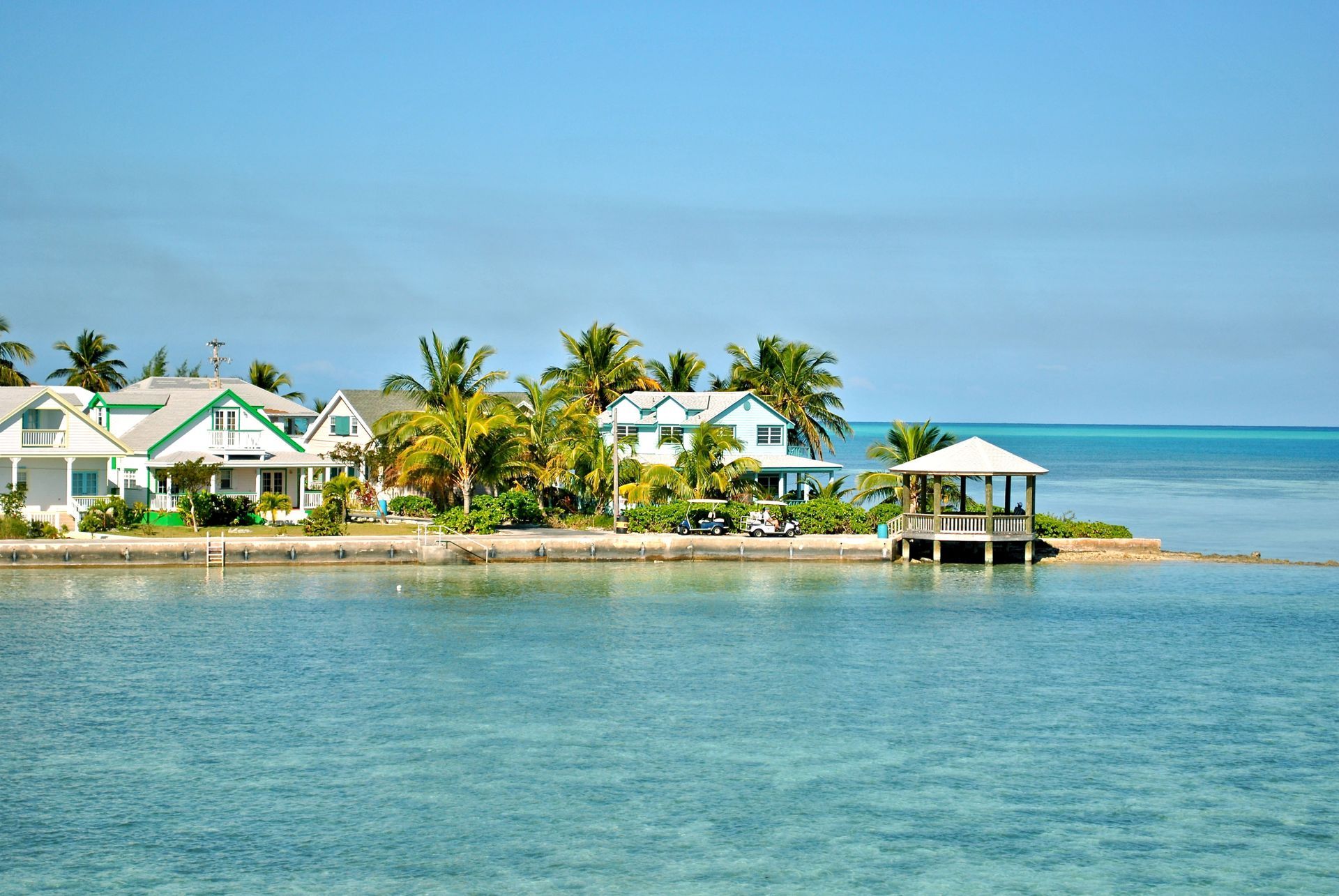 Beachfront homes in Spanish Well, Bahamas.