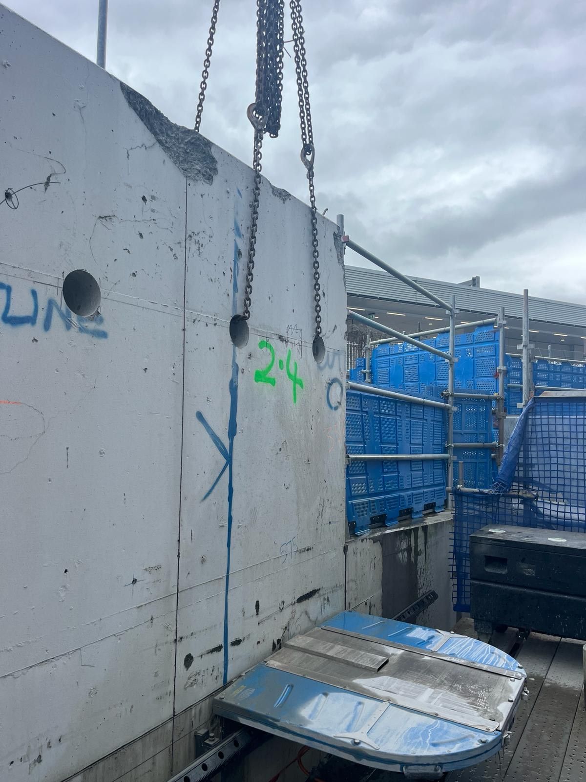 A white wall with the number 24 written on it