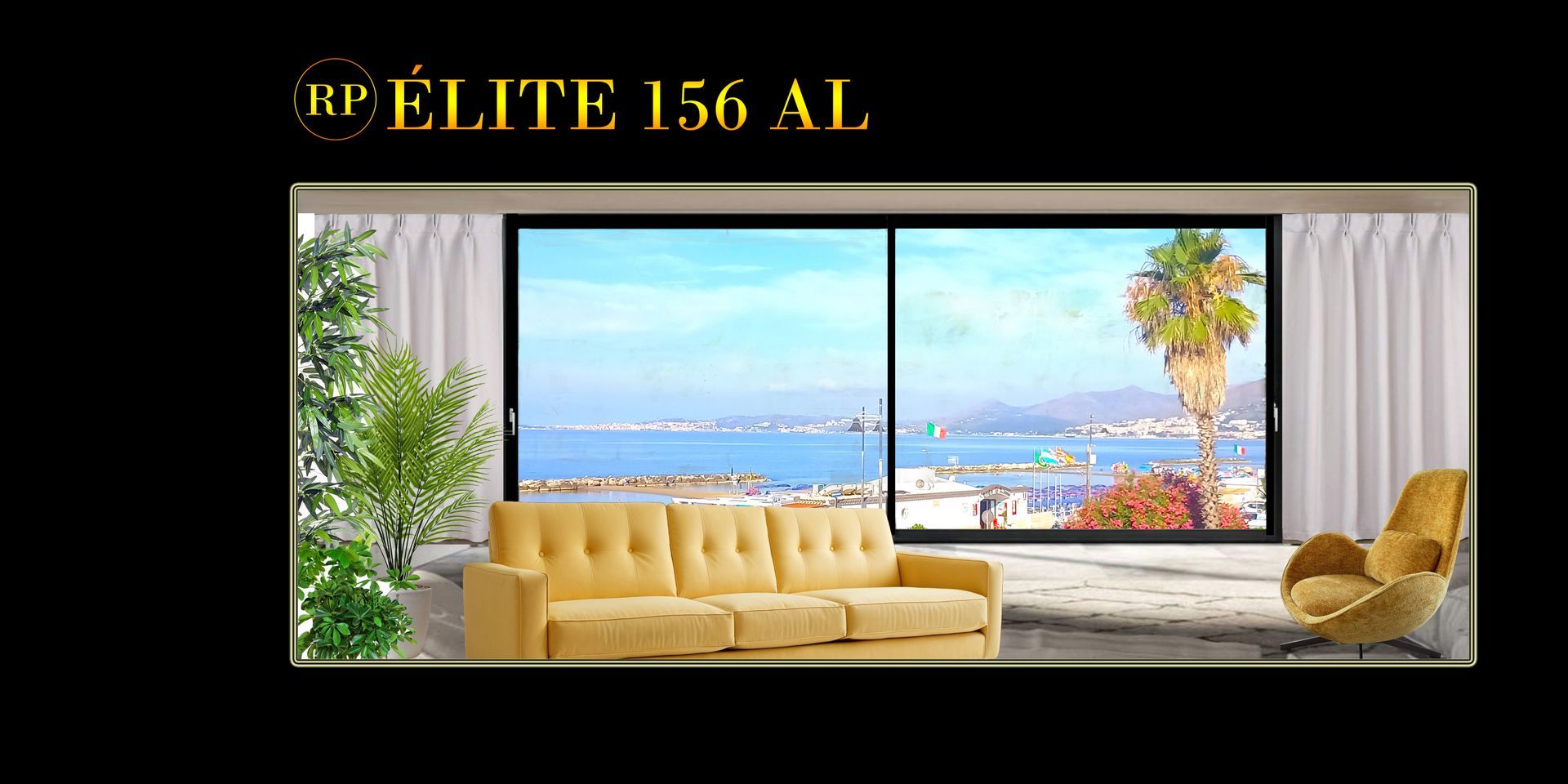 Lussuoso divano beige di fronte a una finestra panoramica con vista sull'oceano in un luminoso soggiorno moderno.