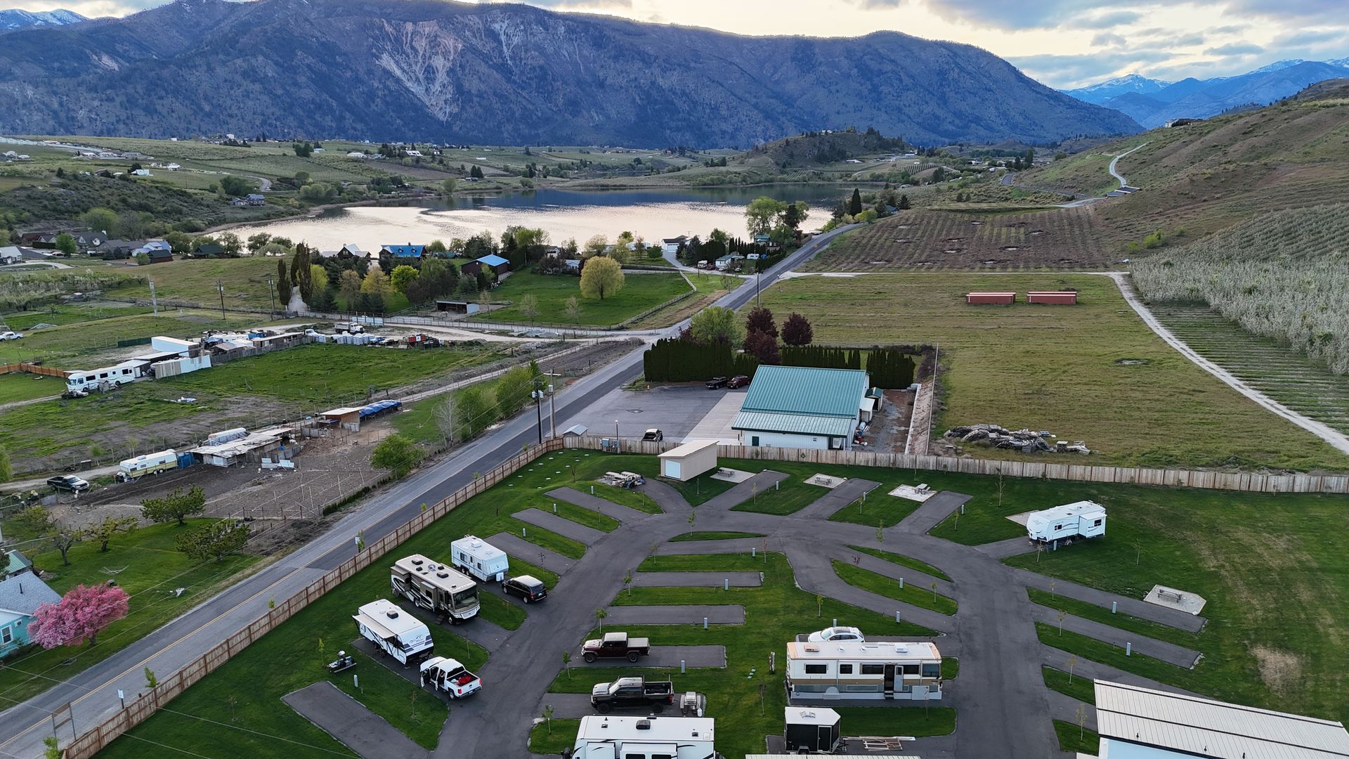 Four Lakes RV Park | The Best Lake Chelan Camping