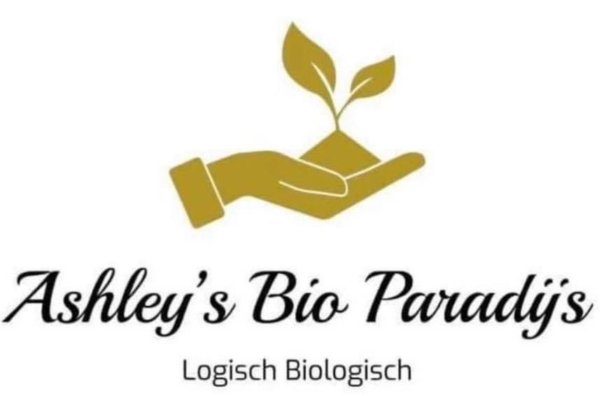 Alle voor u en uw hond op biologische wijze Ashleys Bio Paradijs oerrasdag TREC akita shiba japanse rassen buddy voor mens en akita hoenderloo