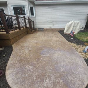 Patio before pressure washing