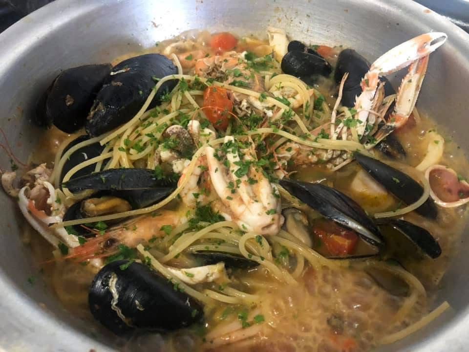 primo piatto di mare per un pranzo di lavoro o una cena economica a Bergamo