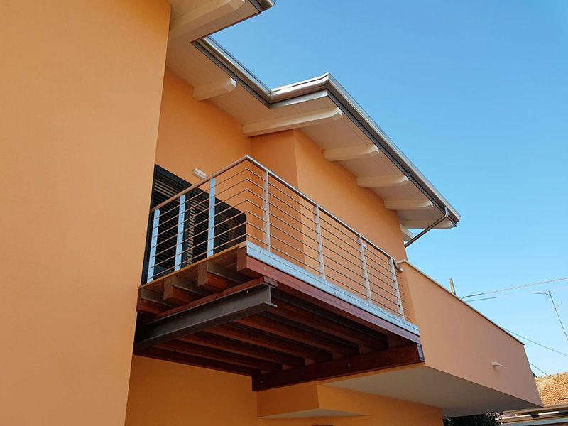 Parapetti e balconi in acciaio inox piacenza e parma tech