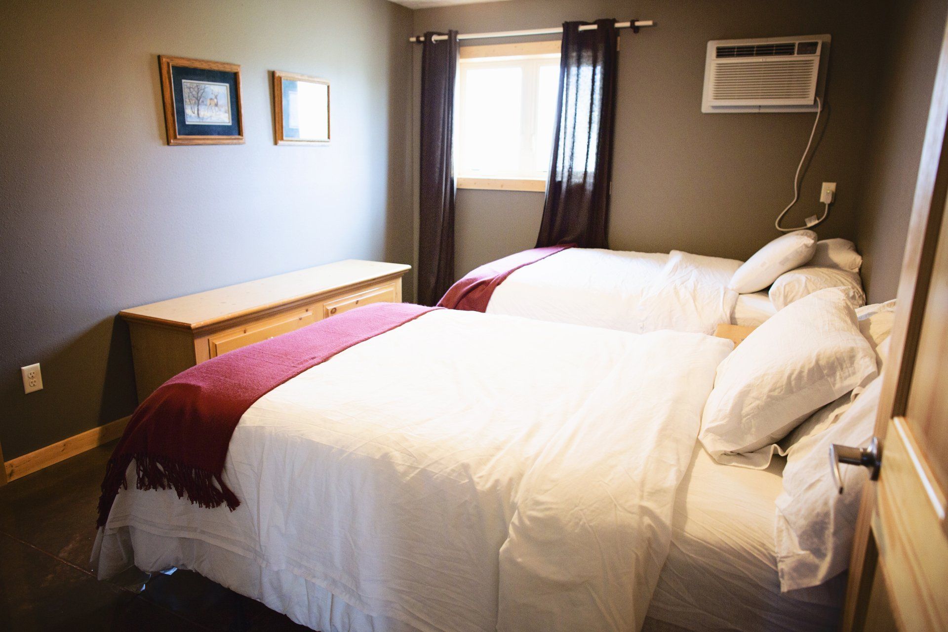 Hunting Lodging for pheasants and grouse