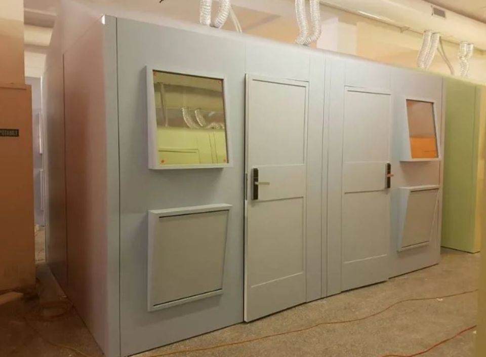 capsule hotel