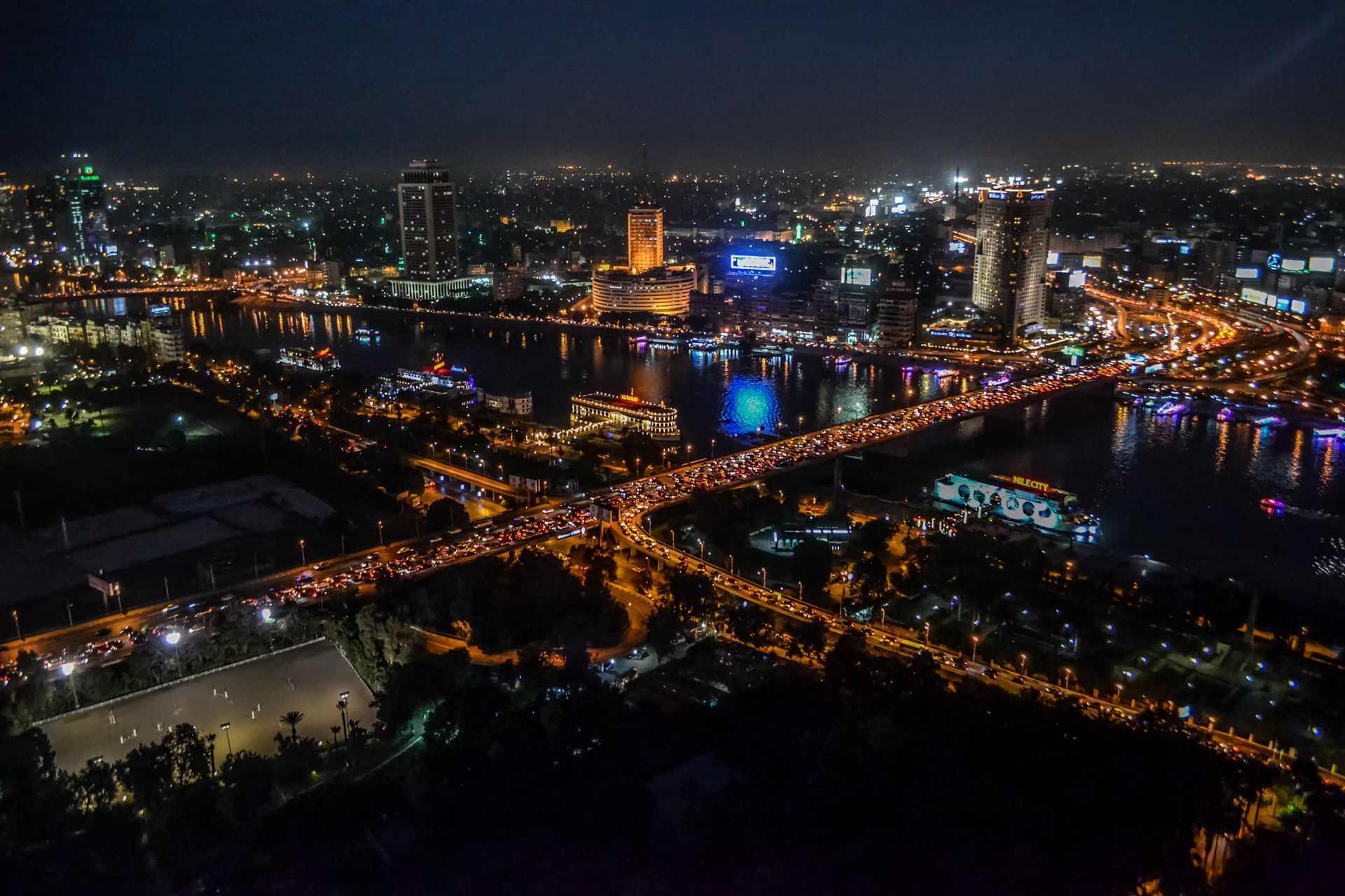 Evening Dinner Nile Cruise in Cairo with Private Transfer