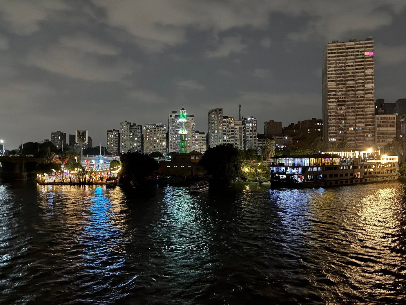 Nile dinner cruise Cairo , Cairo dinner cruise, Nile cruise dinner,Luxury Nile dinner cruise, Nile river dinner cruise