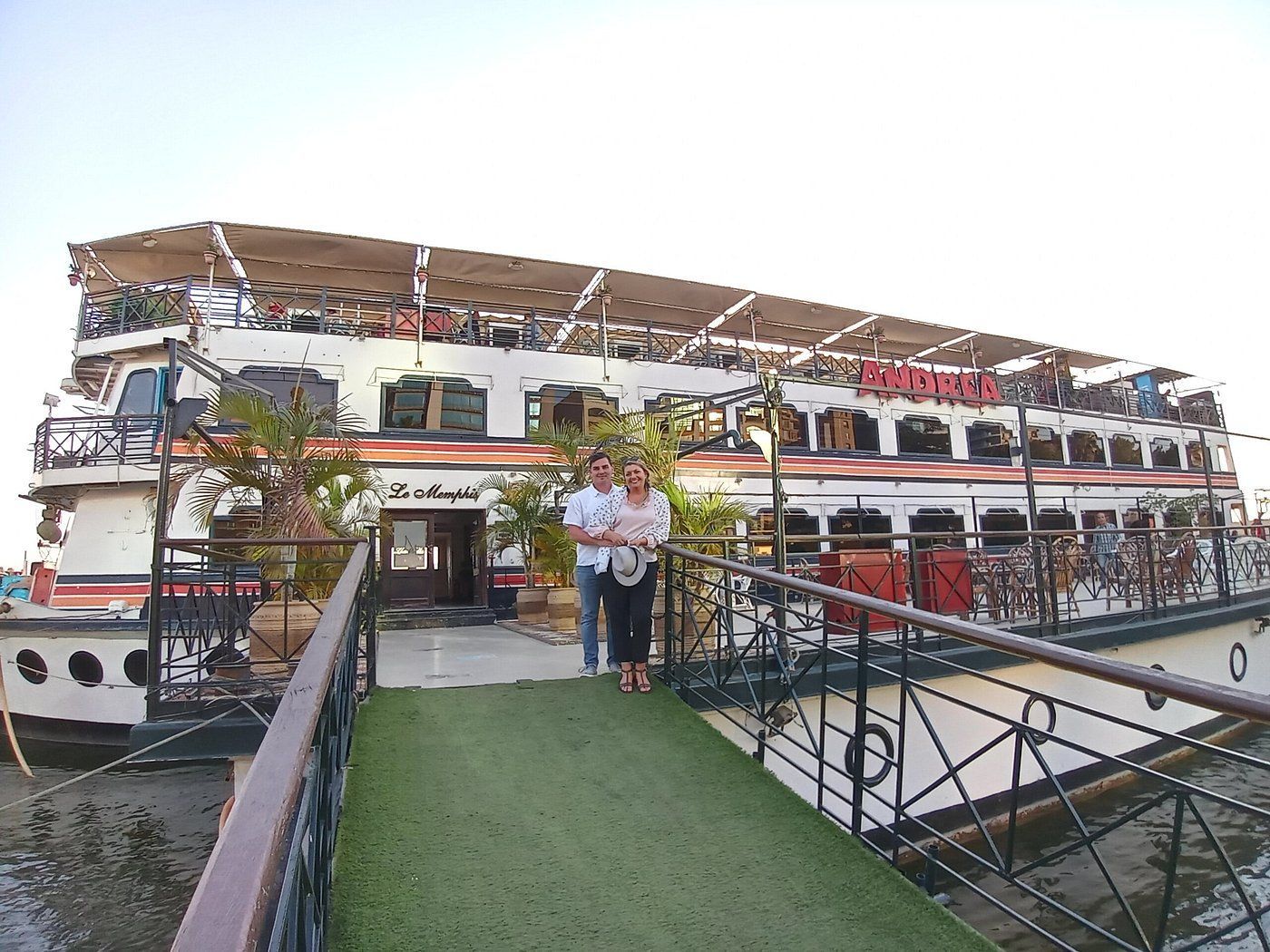 Nile dinner cruise Cairo , Cairo dinner cruise, Nile cruise dinner,Luxury Nile dinner cruise, Nile river dinner cruise
