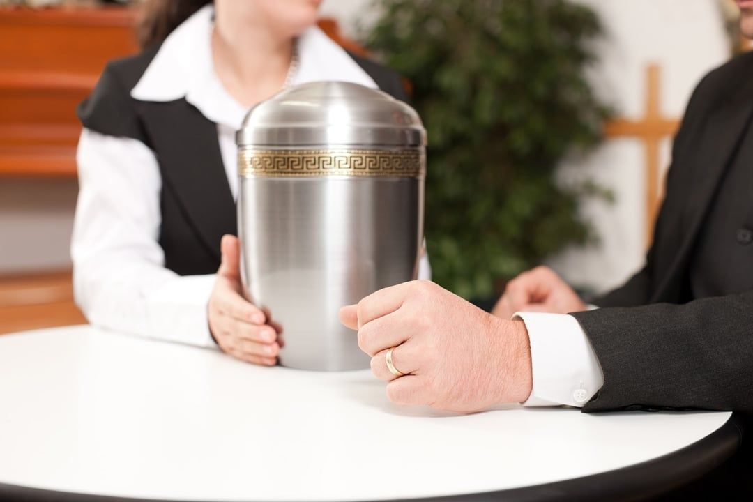 Keeping an Urn at Home