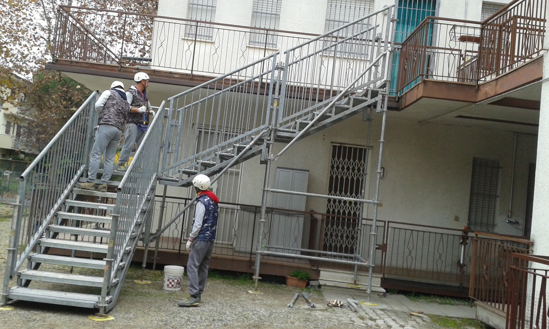 scala di servizio