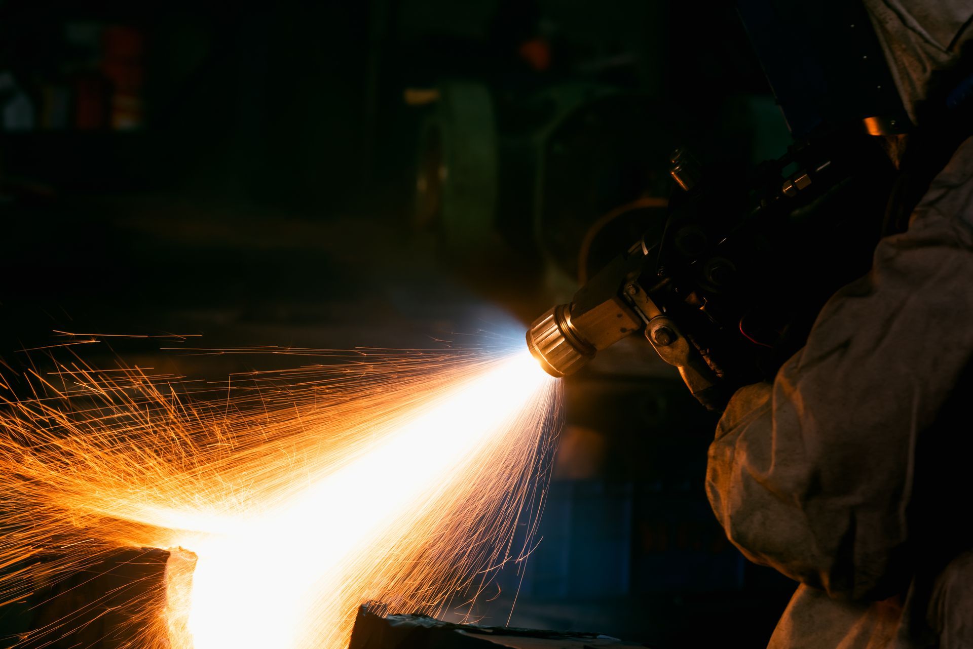 Exploring the Advantages and Applications of Thermal Spraying