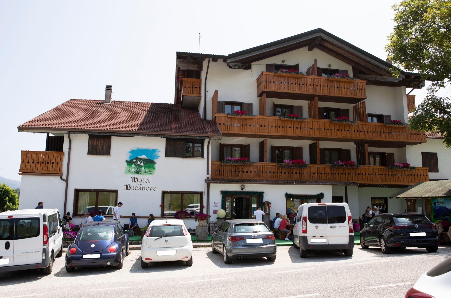 hotel bucaneve