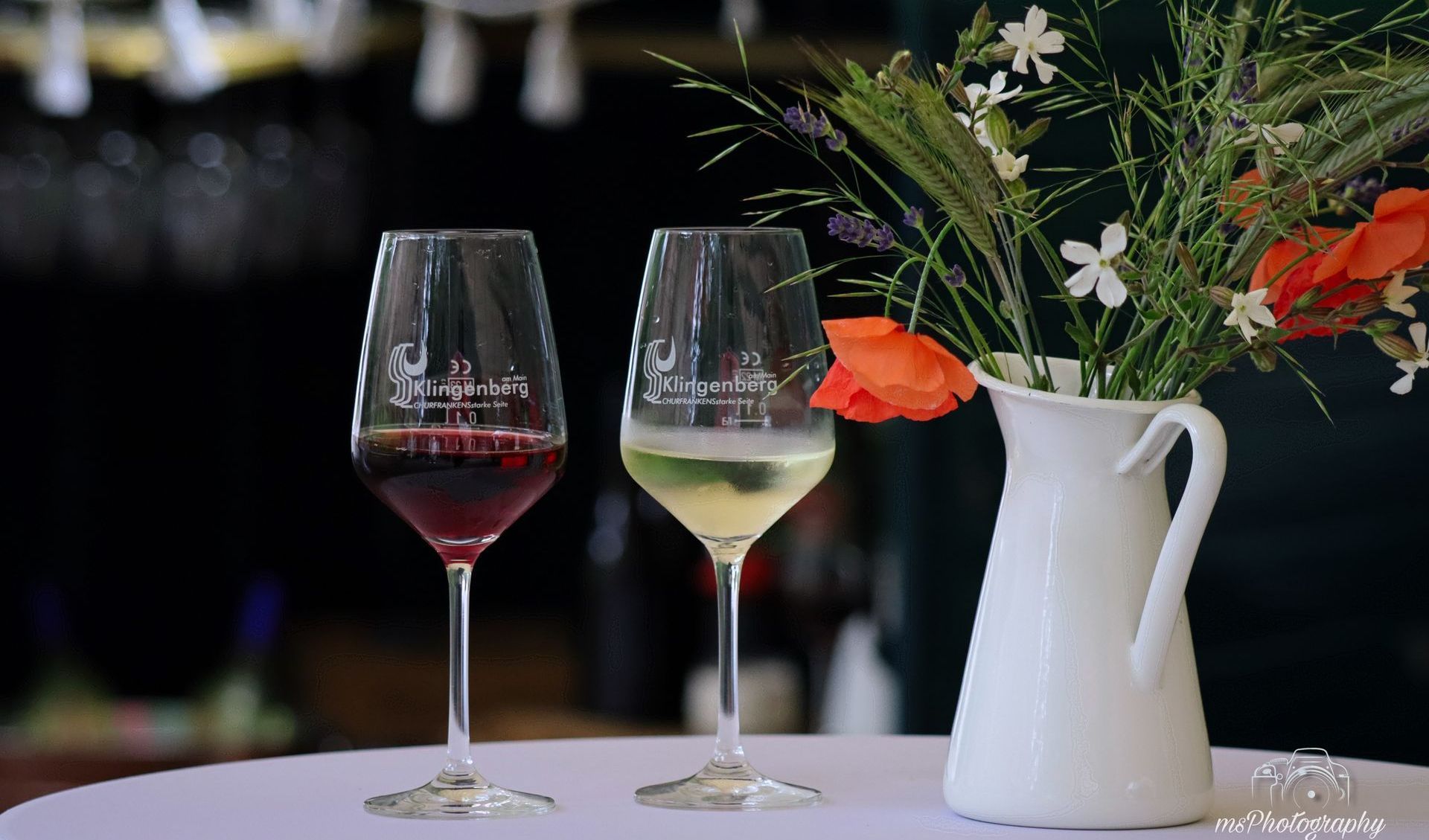Wein und Blumen