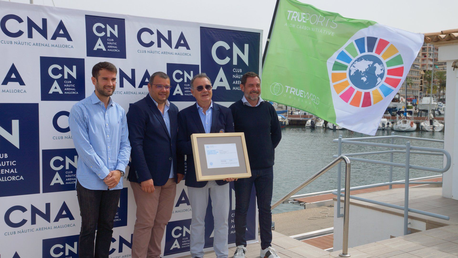 Compensación de emisiones del sector portuario español. CNA primer puerto neutro de España.