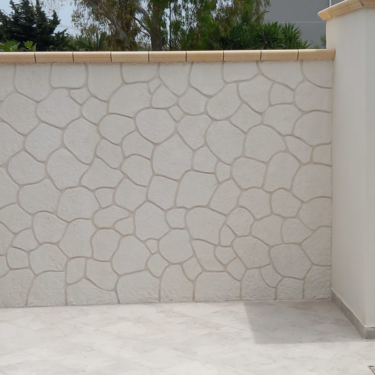 muro con decoro