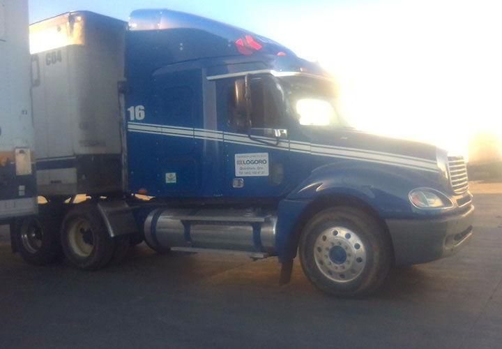 Servicio de traslado con plataforma