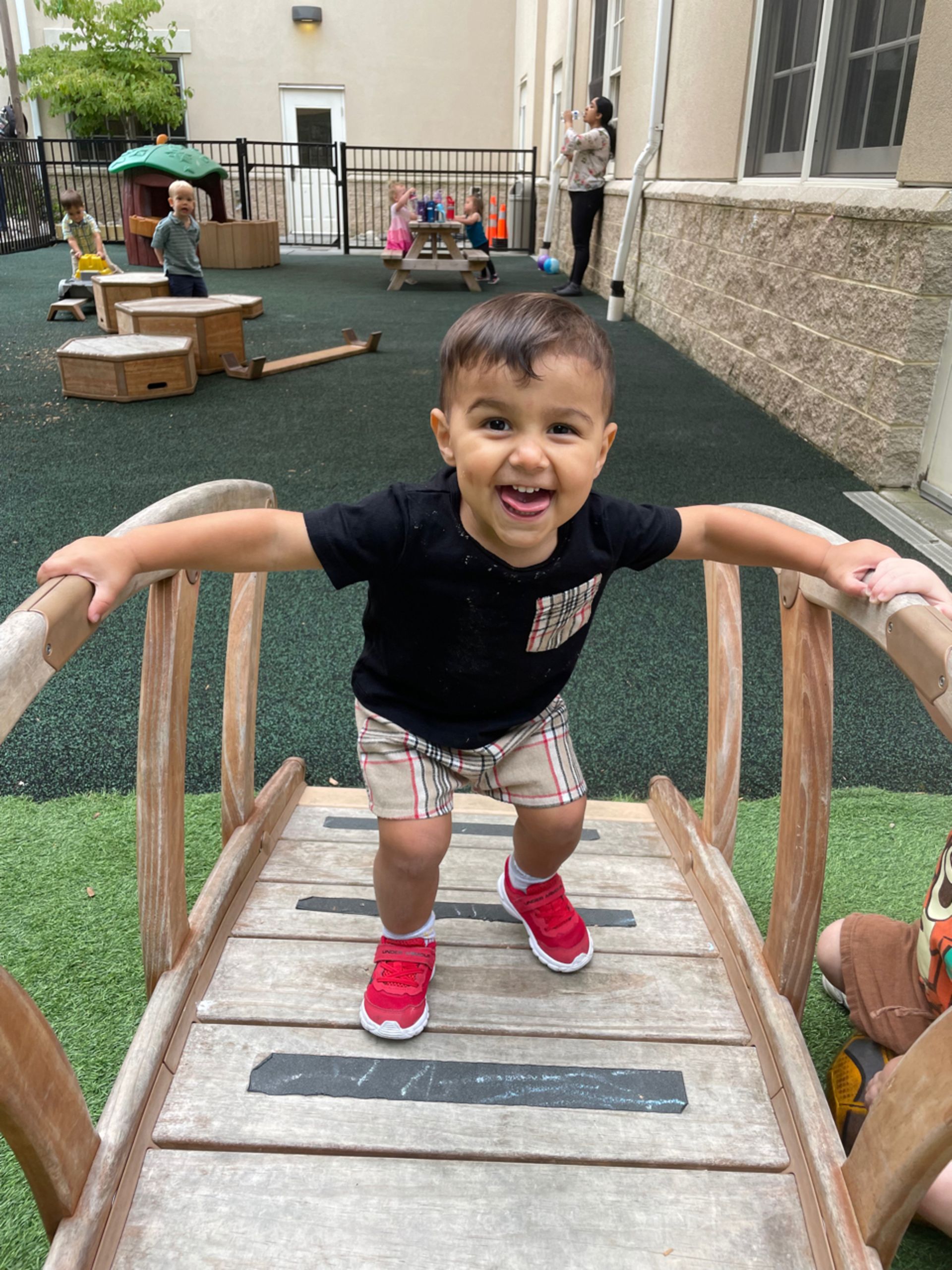 montessori primary child