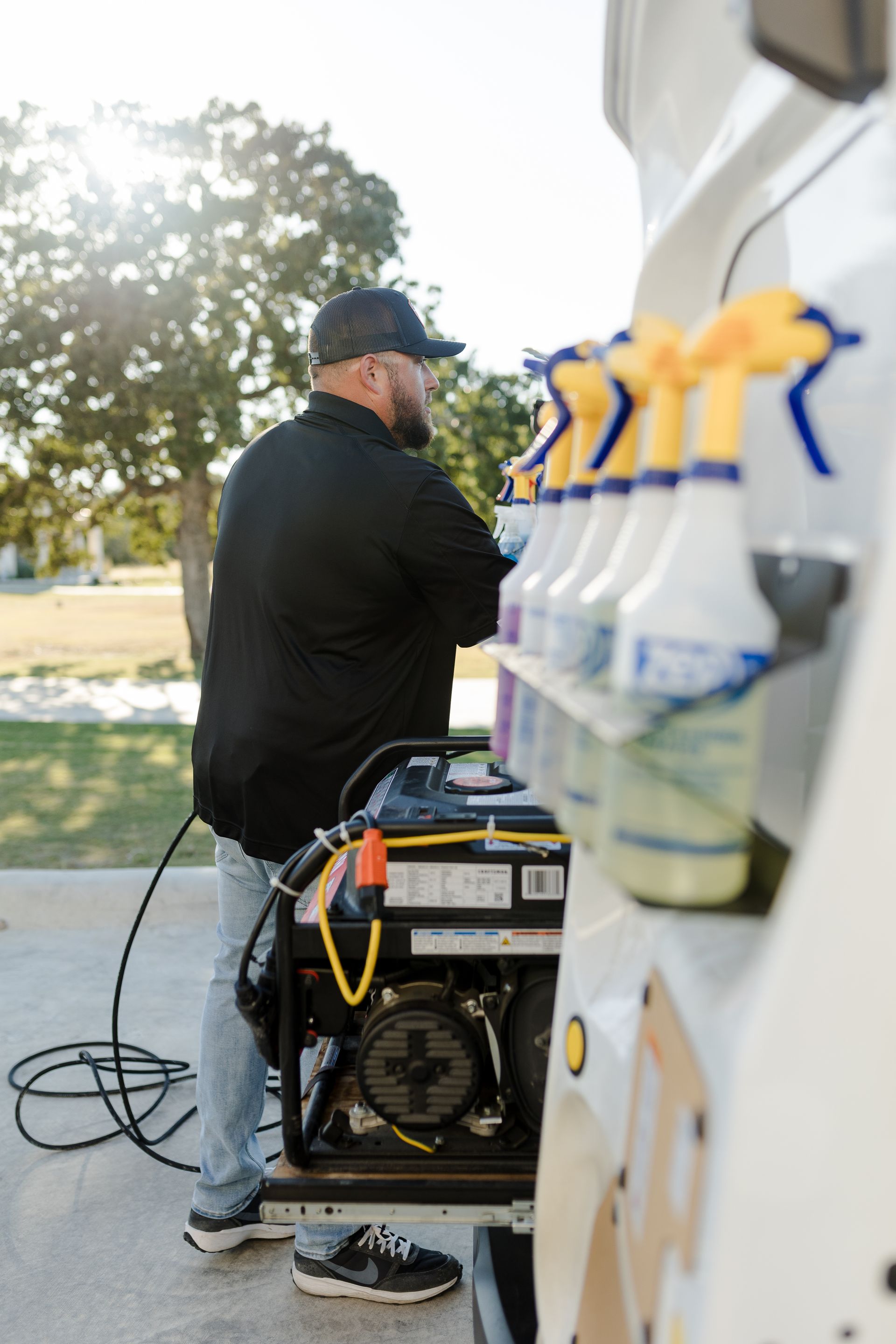 Get professional next day mobile car detailing in Dripping Springs, TX. Best Mobile Detailer in Dripping Springs and Austin cleaning outside of car