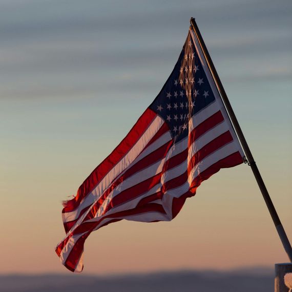 Get a military and first responder discount for mobile car detailing near Driftwood, TX. US Flag | Military Discount for Mobile Car Detailing Near Bee Cave, Driftwood TX