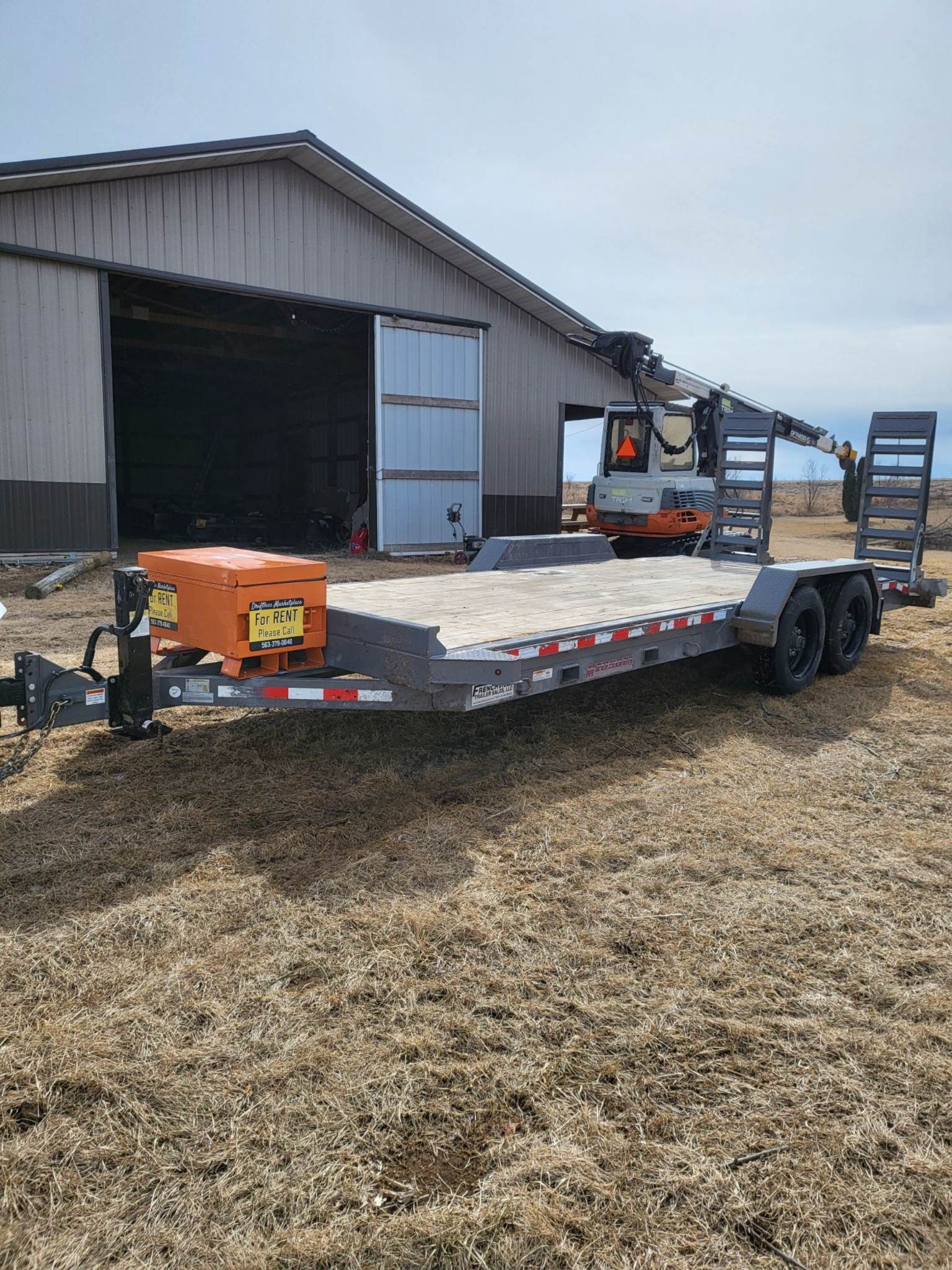 BUMPER PULL FLAT DECK FLATBED TRAILER visual data 2